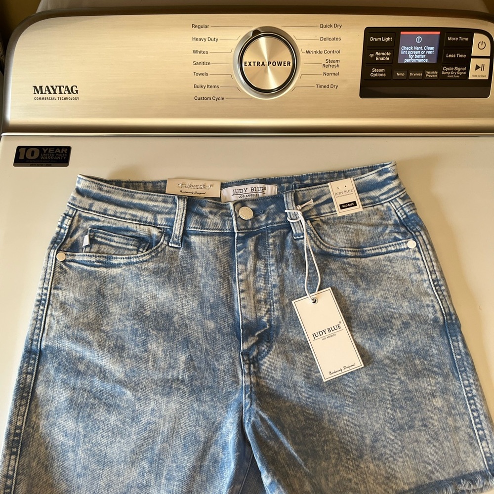 Judy Blue Unique Washed Blue Shorts